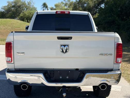 Pearl White 2017 RAM 1500 Laramie