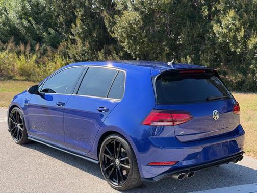 2019 Volkswagen Golf R 2.0T DSG