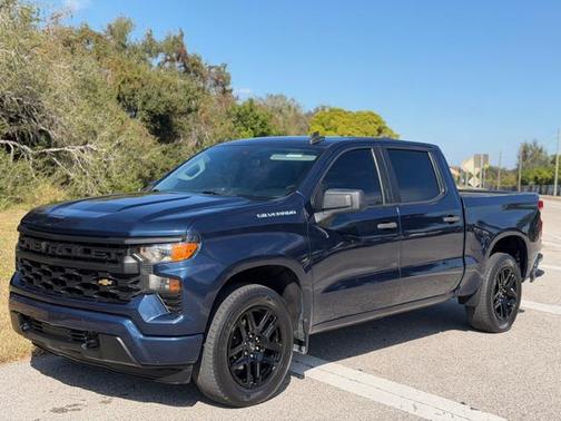 2022 Chevrolet Silverado 1500 Custom