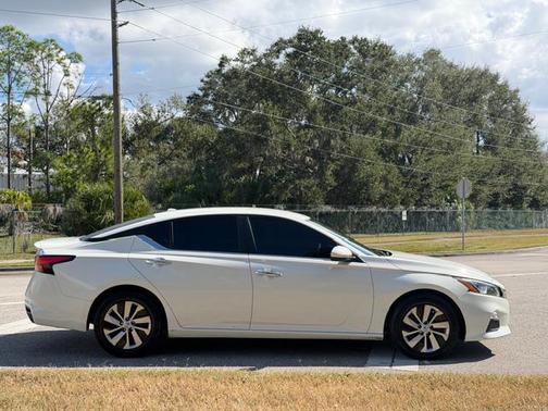 2020 Nissan Altima S FWD
