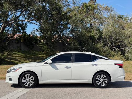 2020 Nissan Altima S FWD