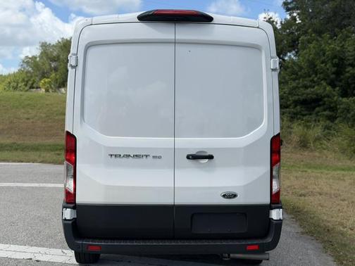Oxford White 2023 Ford Transit-150 Base