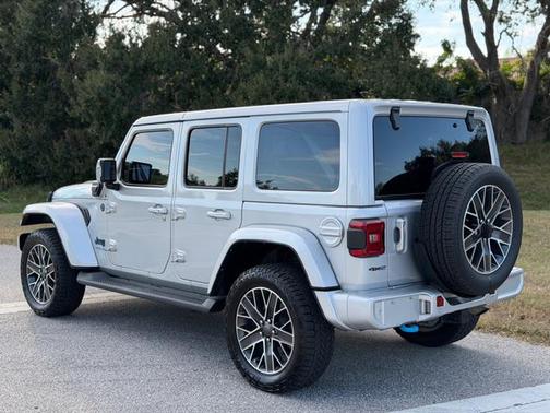 2022 Jeep Wrangler Unlimited 4xe Sahara High Altitude