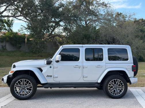 2022 Jeep Wrangler Unlimited 4xe Sahara High Altitude