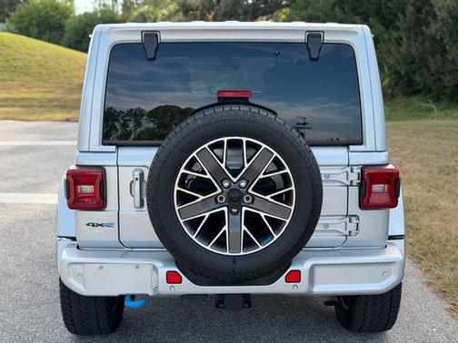 2022 Jeep Wrangler Unlimited 4xe Sahara High Altitude