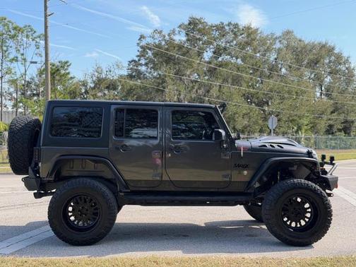 2018 Jeep Wrangler JK Unlimited Sahara