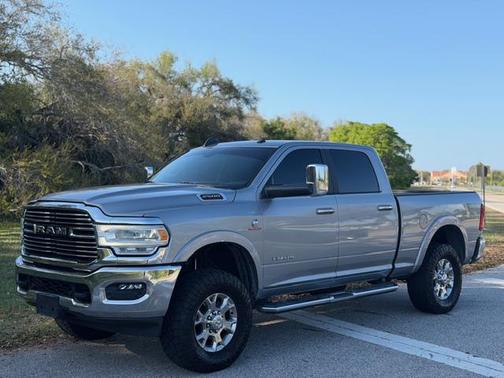 2021 RAM 2500 Laramie Crew Cab 4x4 6'4' Box