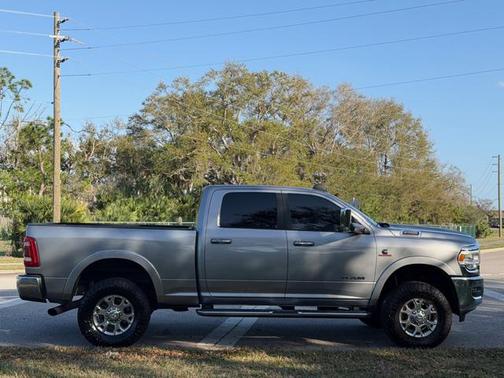 2021 RAM 2500 Laramie Crew Cab 4x4 6'4' Box