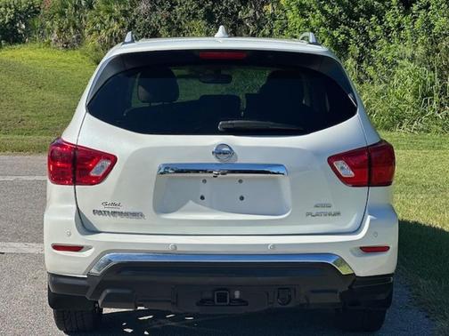 2019 Nissan Pathfinder Platinum