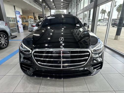 2023 Mercedes-Benz S-Class 