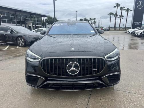 Obsidian Black Metallic 2025 Mercedes-Benz AMG S 63 E