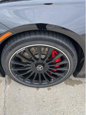 Obsidian Black Metallic 2025 Mercedes-Benz AMG S 63 E 4MATIC