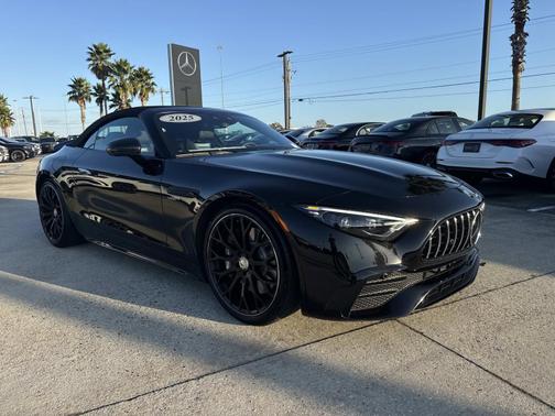 2025 Mercedes-Benz AMG SL 43 Base