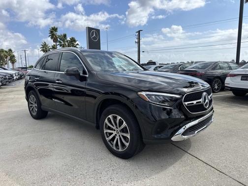 2025 Mercedes-Benz GLC 300 Base