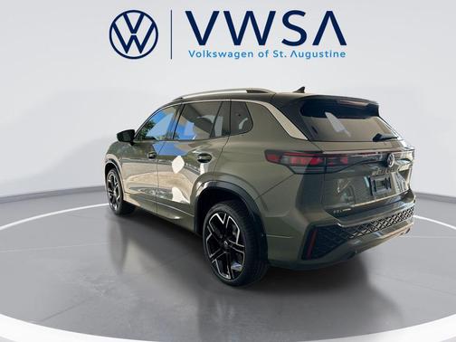 Avocado Green w/Deep Black Roof 2026 Volkswagen Tiguan 2.0T SEL R-Line 4MOTION