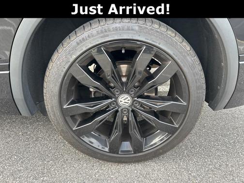 2021 Volkswagen Tiguan 2.0T SE R-Line Black 4MOTION