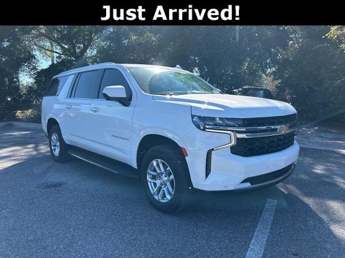 2023 Chevrolet Suburban LS