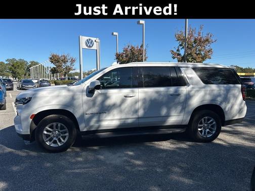 2023 Chevrolet Suburban LS