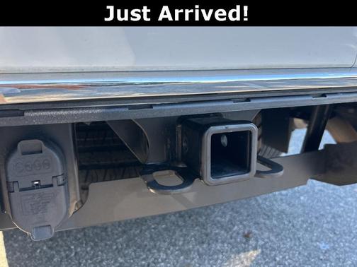 2023 Chevrolet Suburban LS