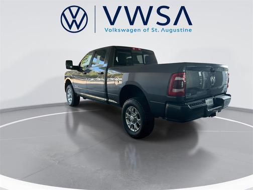 2024 RAM 2500 Laramie Crew Cab 4x4 6'4' Box