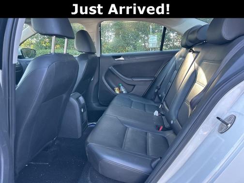 2014 Volkswagen Jetta Auto SE