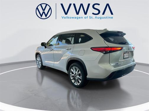 2023 Toyota Highlander Limited