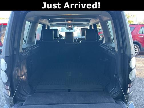 2016 Land Rover LR4 Base