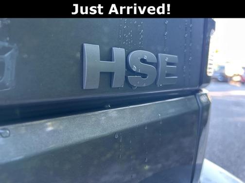 2016 Land Rover LR4 Base