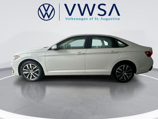 Opal White Pearl 2026 Volkswagen Jetta 1.4T SE