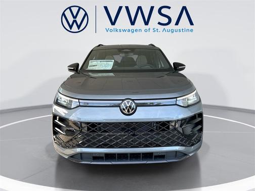 2025 Volkswagen Tiguan 2.0T SE R-Line Black