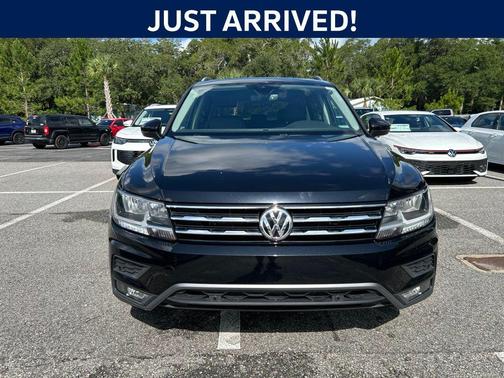 Deep Black 2021 Volkswagen Tiguan 2.0T SEL