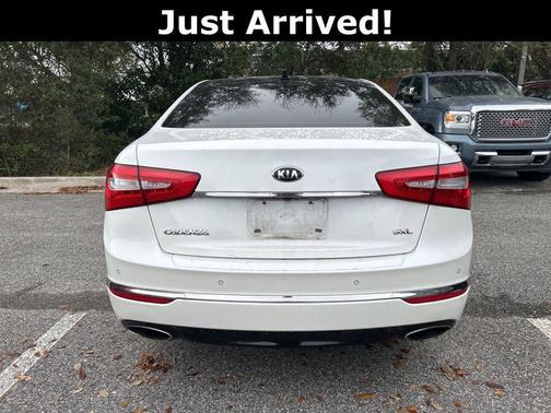 2014 Kia Cadenza Limited