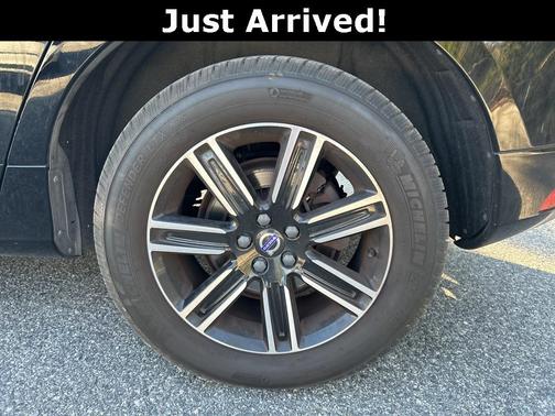 2017 Volvo XC60 T5 Dynamic