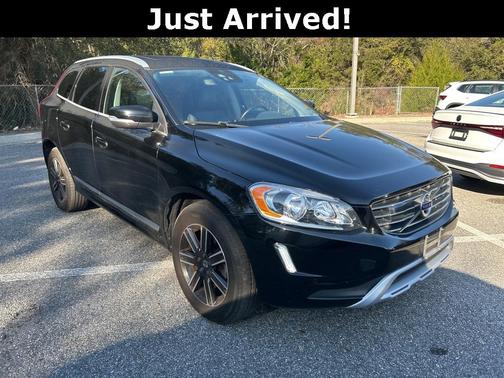 2017 Volvo XC60 T5 Dynamic