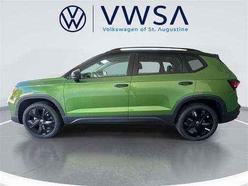 2026 Volkswagen Taos SE Black