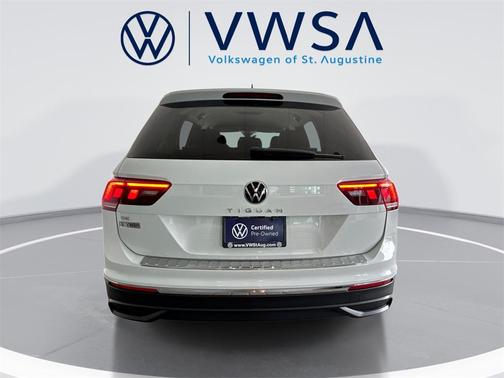 2022 Volkswagen Tiguan 2.0T SE
