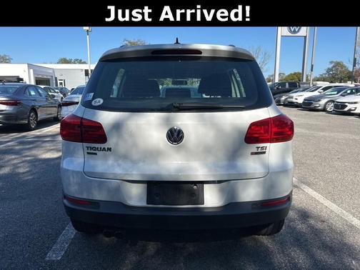 2017 Volkswagen Tiguan Limited 2.0T