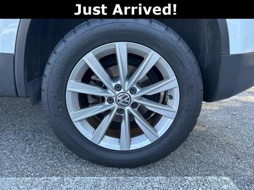 2017 Volkswagen Tiguan Limited 2.0T