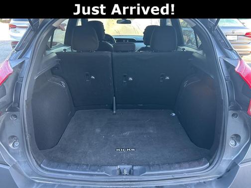 2020 Nissan Kicks S