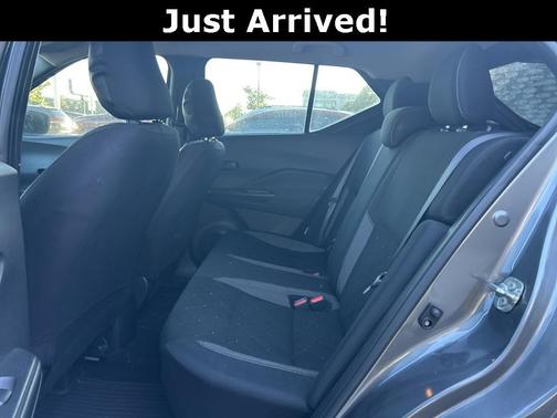 2020 Nissan Kicks S