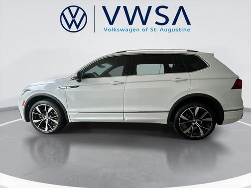2022 Volkswagen Tiguan 2.0T SEL R-Line 4MOTION