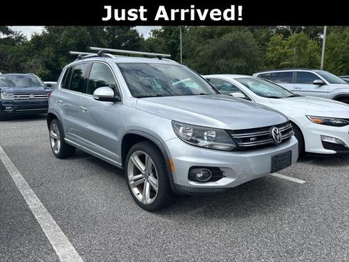 2016 Volkswagen Tiguan R-Line