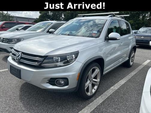 2016 Volkswagen Tiguan R-Line