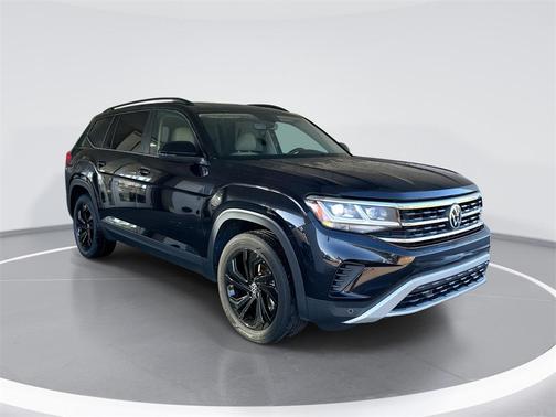 2022 Volkswagen Atlas 3.6L SE w/Technology