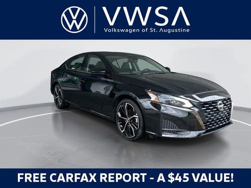 Super Black 2024 Nissan Altima SR FWD