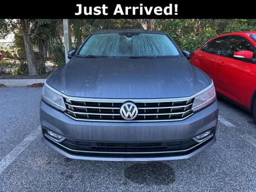 2017 Volkswagen Passat 1.8T SEL Premium