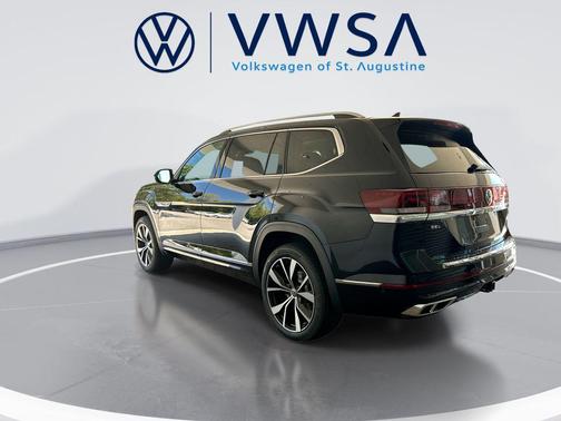 Deep Black Pearl 2026 Volkswagen Atlas 2.0T SEL Premium R-Line 4MOTION