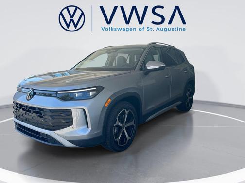 Pyrite Silver Metallic 2026 Volkswagen Tiguan 2.0T SE
