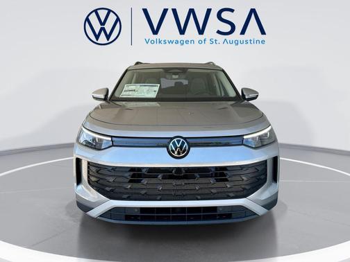 Pyrite Silver Metallic 2026 Volkswagen Tiguan 2.0T SE