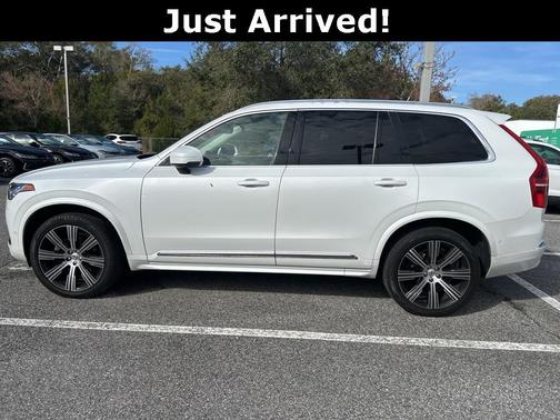 2023 Volvo XC90 B6 Ultimate 7-Seater